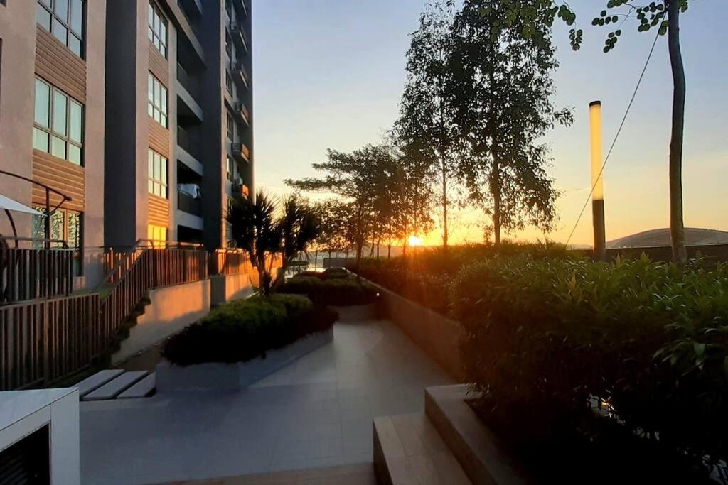 Aldridge Residence Cosy Apt @Emira Residence Σαχ Αλάμ Εξωτερικό φωτογραφία